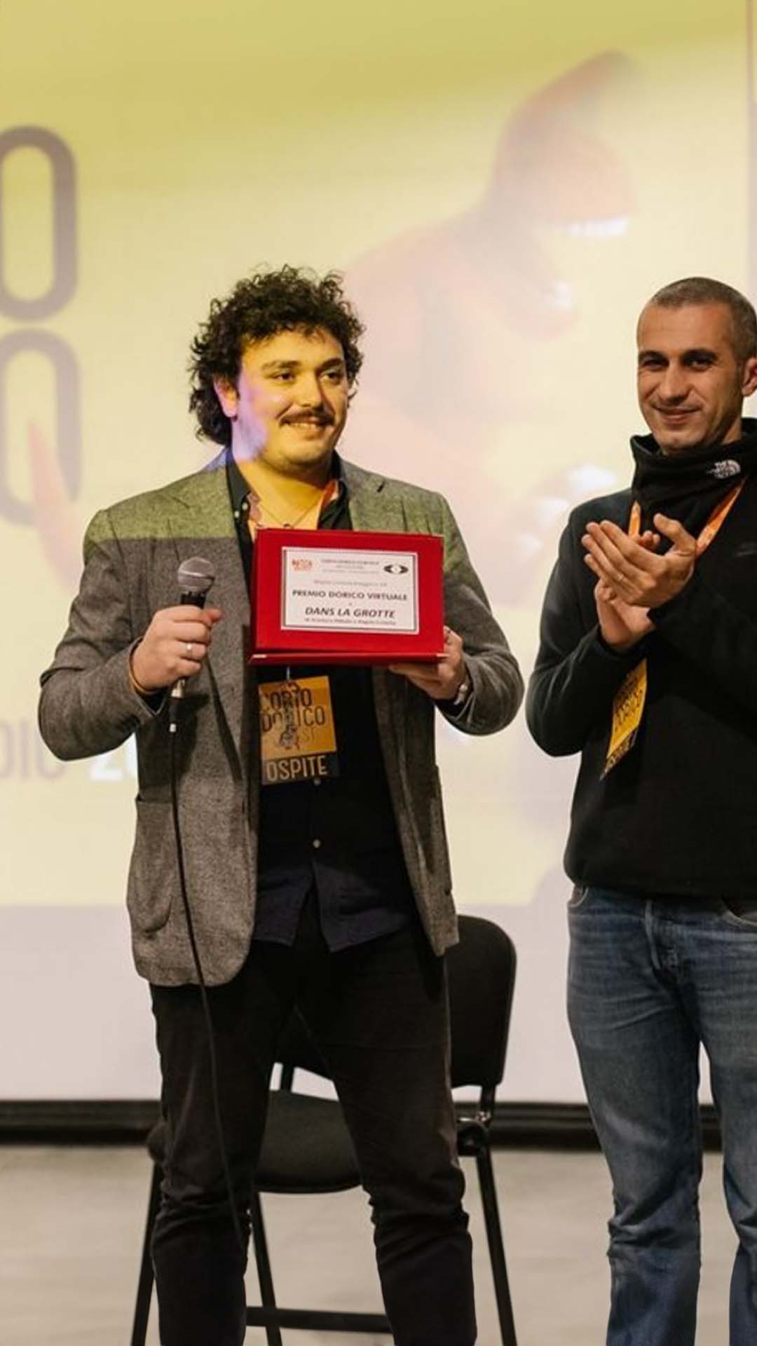 Dans la Grotte – award ceremony at Corto Dorico with Silvestro Pizzati